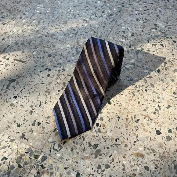 Calvin Klein Men’s Neck Tie - Picture 3 of 5